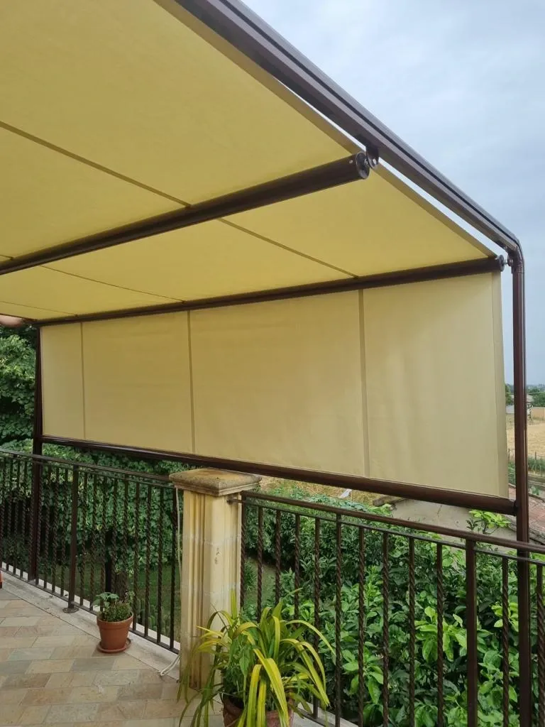 Tenda da sole a cappottina