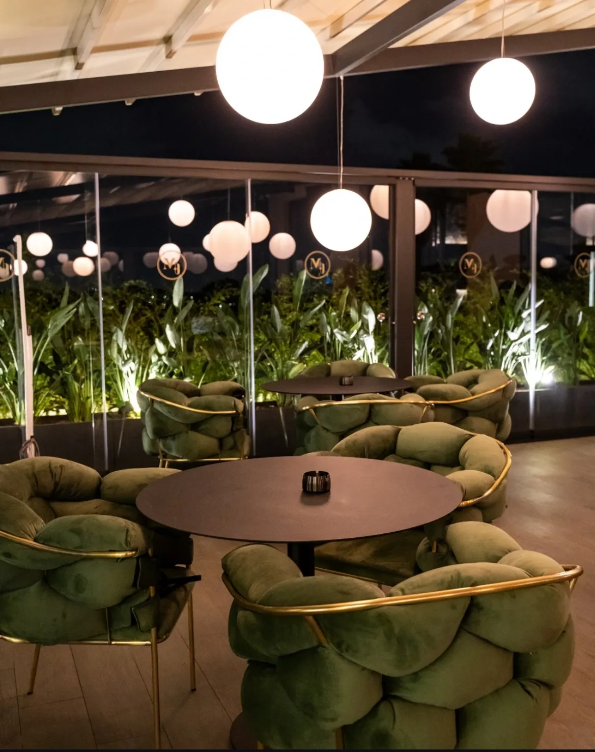 Pergola a tetto inclinato